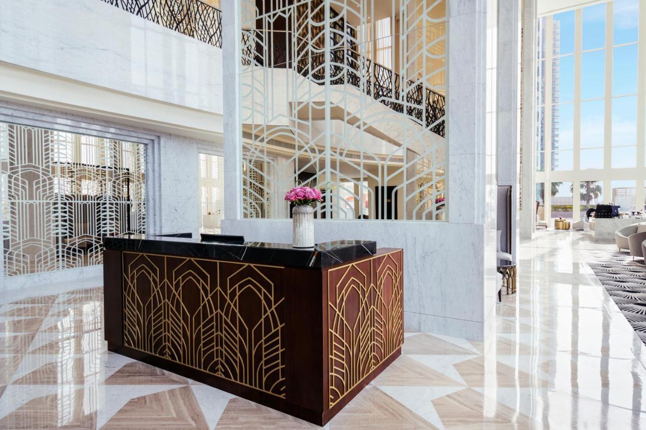 Wyndham Grand Doha West Bay Beach Kültér fotó The lobby of the hotel