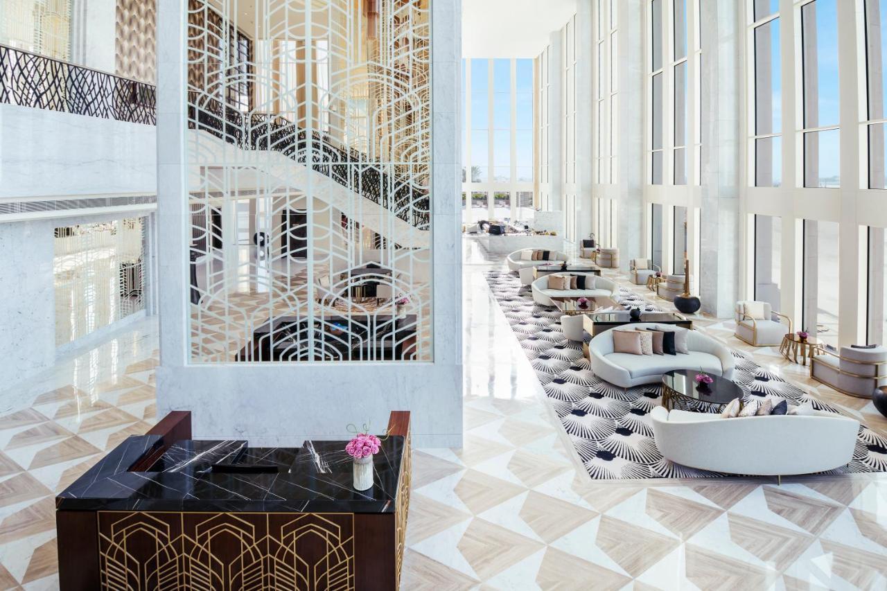 Wyndham Grand Doha West Bay Beach Kültér fotó The lobby of the hotel