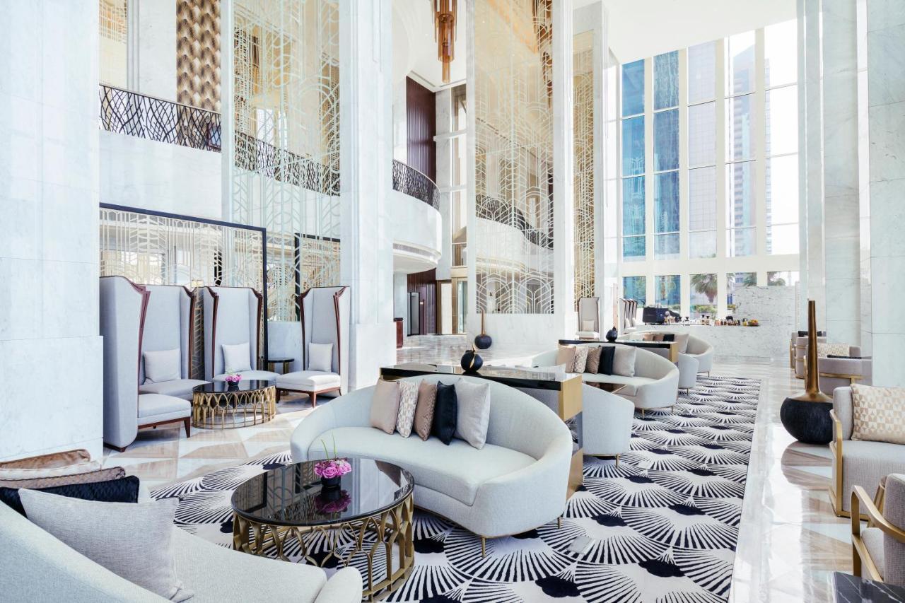 Wyndham Grand Doha West Bay Beach Kültér fotó The lobby of the hotel