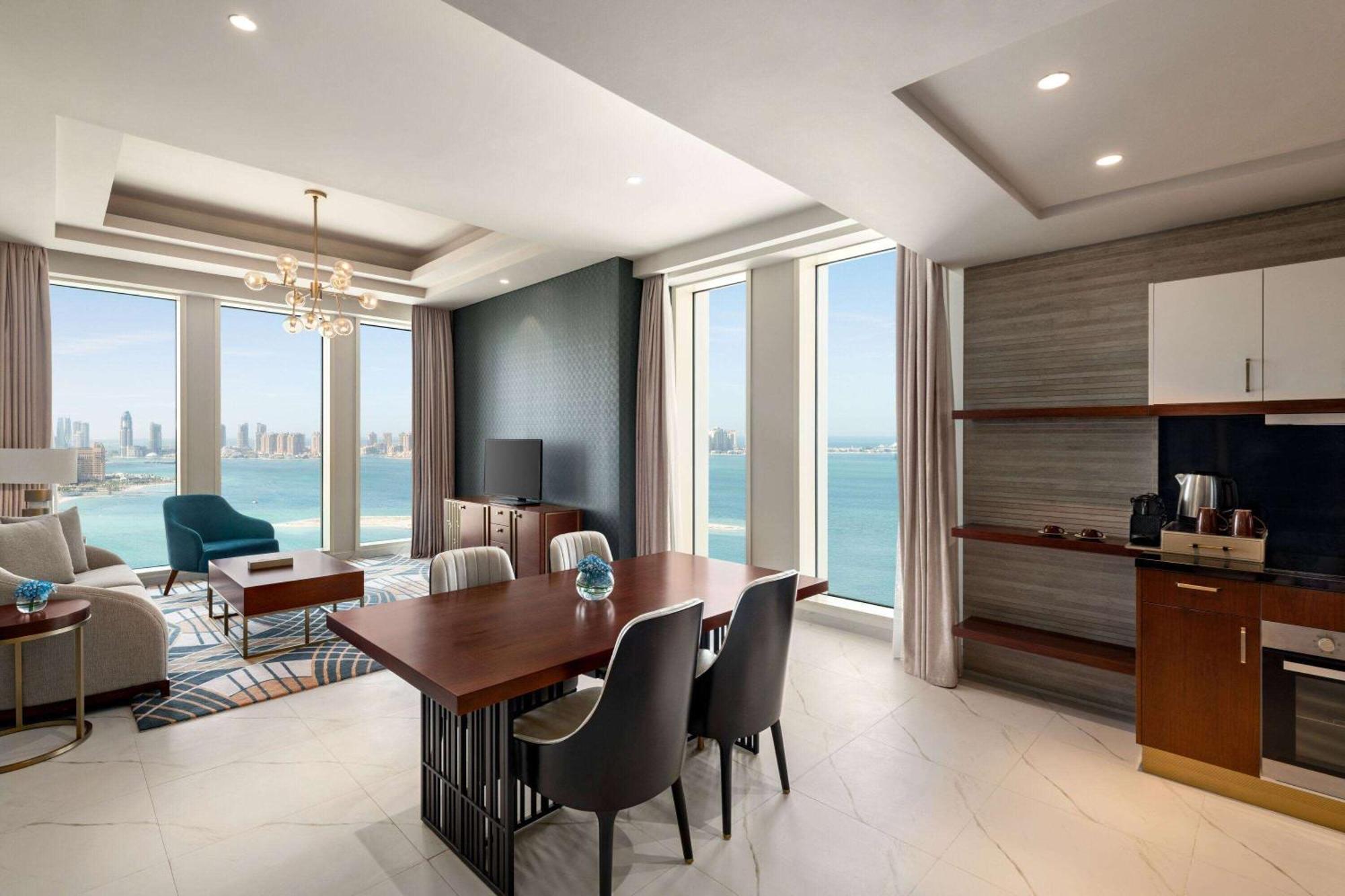 Wyndham Grand Doha West Bay Beach Kültér fotó