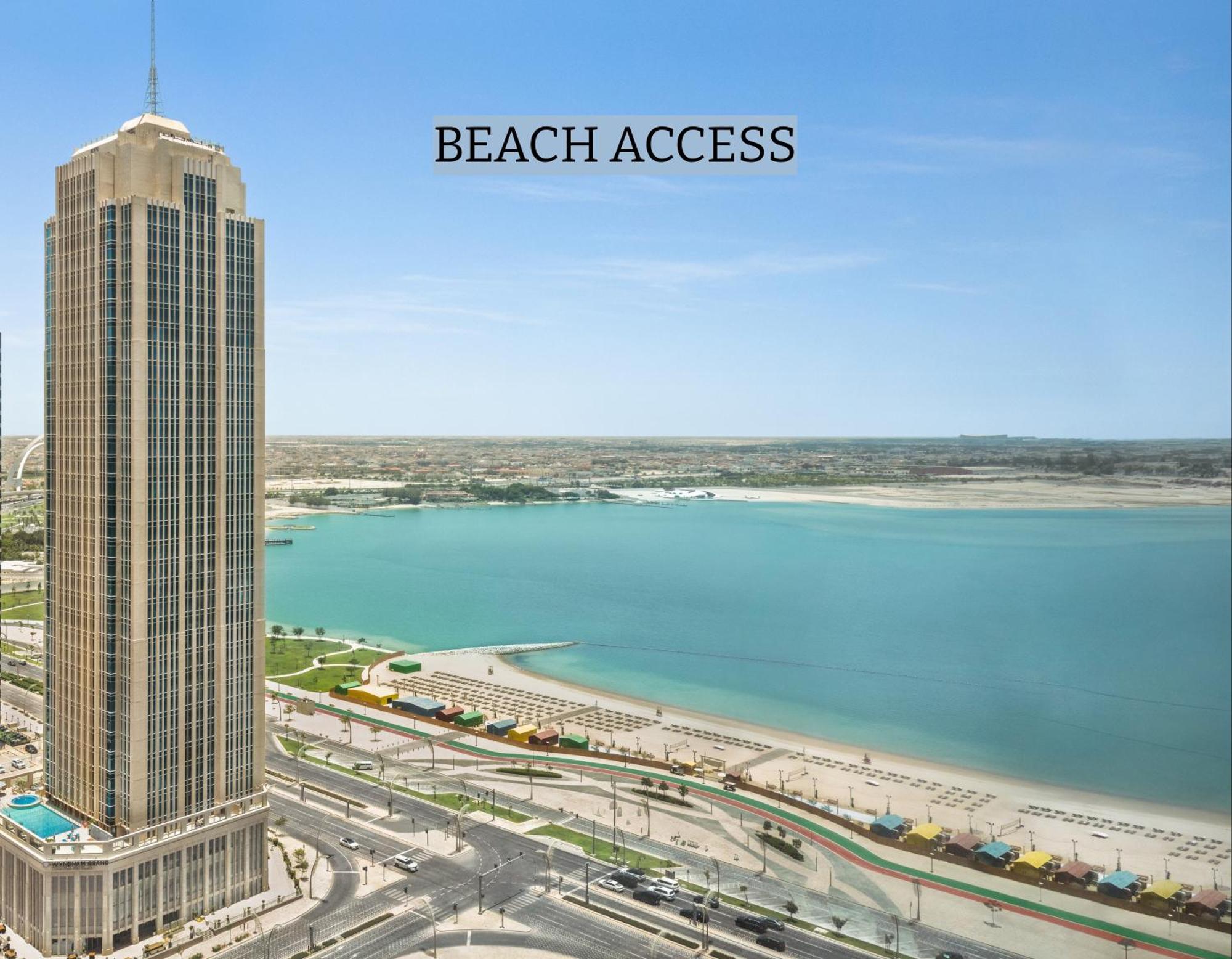 Wyndham Grand Doha West Bay Beach Kültér fotó Beach access